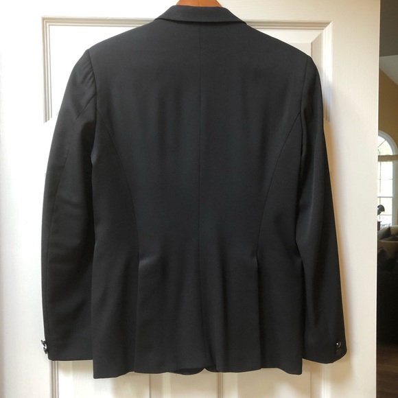 Cynthia Munro Hadfield’s LTD Equestrian Riding Jacket - Picture 6 of 15